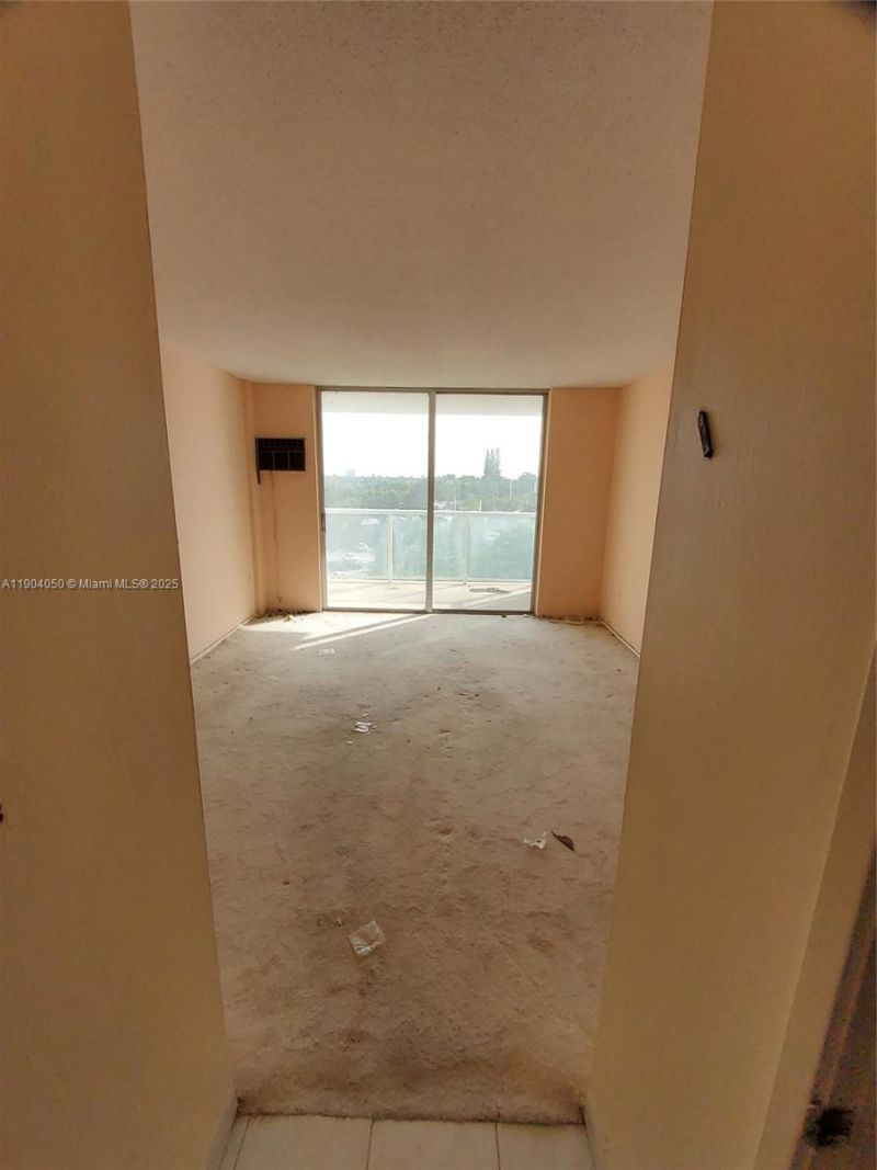 1301 NE Miami Gardens Dr, Unit 503W, Miami, FL 33179 Photo