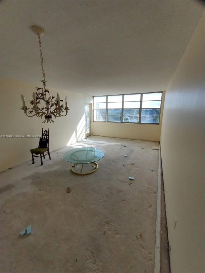 1301 NE Miami Gardens Dr, Unit 503W, Miami, FL 33179 Photo