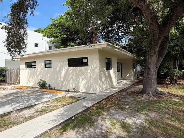 3801 Thomas Ave, Unit 3801, Miami, FL 33133