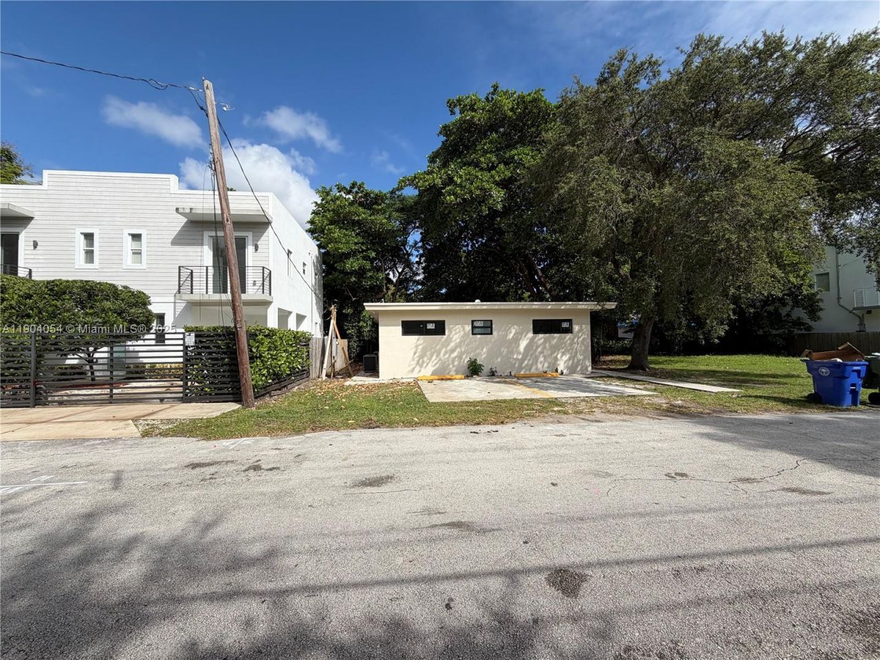 3801 Thomas Ave, Unit 3801, Miami, FL 33133 Photo