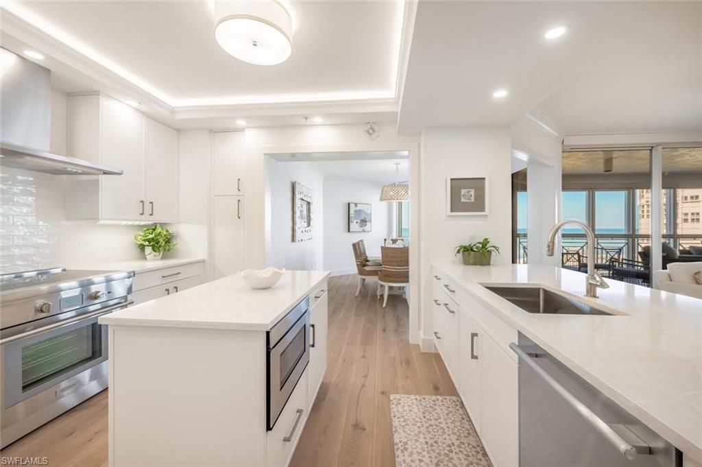 4021 Gulf Shore Blvd N, Unit 702, Naples, FL 34103 Photo