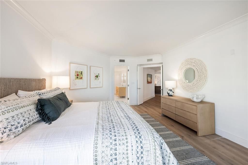 4021 Gulf Shore Blvd N, Unit 702, Naples, FL 34103 Photo