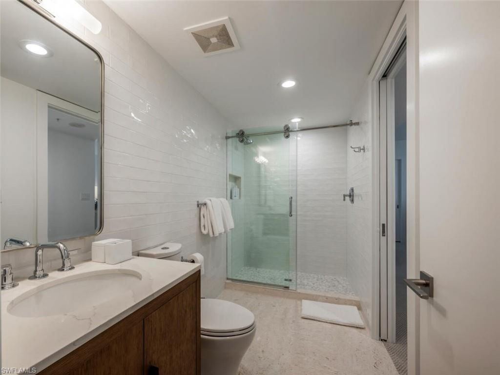 4021 Gulf Shore Blvd N, Unit 702, Naples, FL 34103 Photo