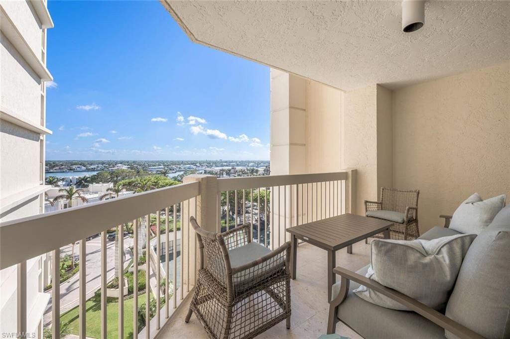 4021 Gulf Shore Blvd N, Unit 702, Naples, FL 34103 Photo