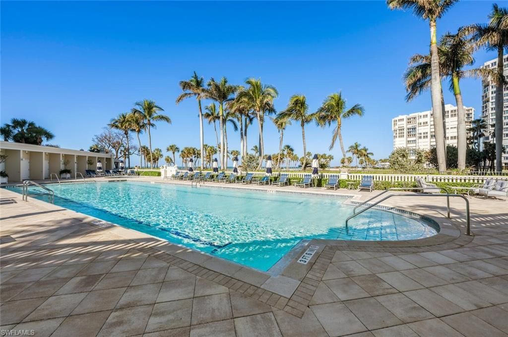 4021 Gulf Shore Blvd N, Unit 702, Naples, FL 34103 Photo