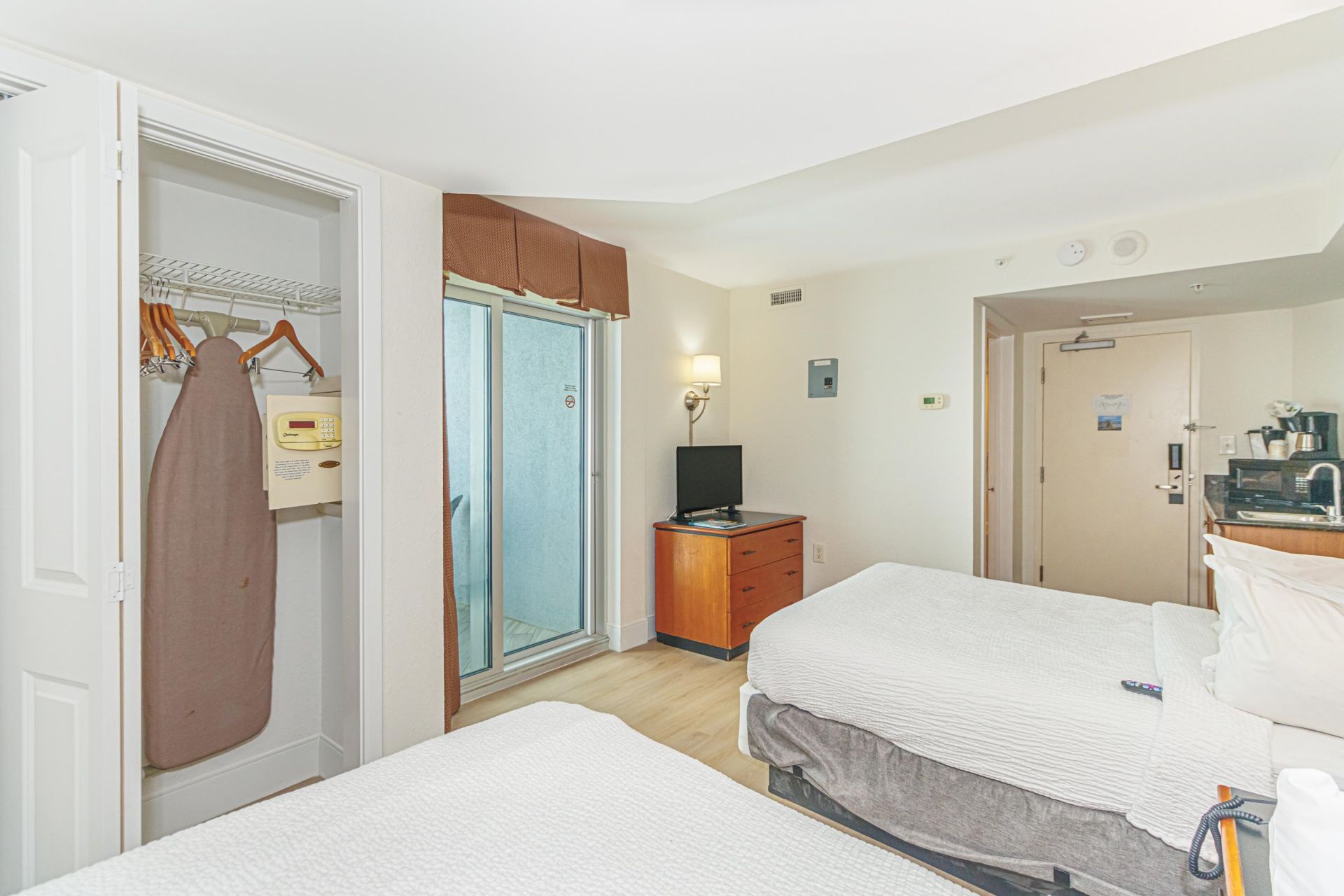 504 N Ocean Blvd. Photo 40