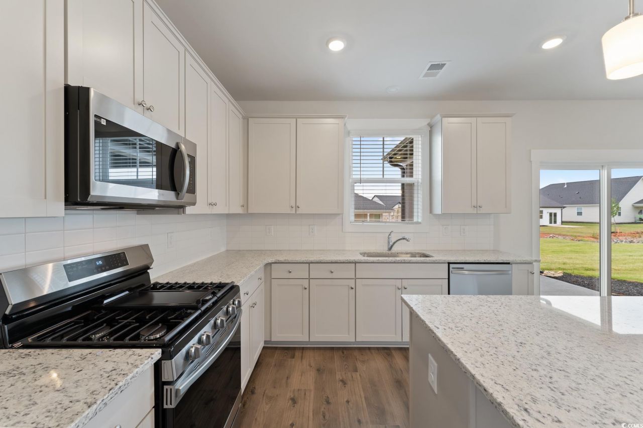 4800 Huckleberry Ln. Photo 8