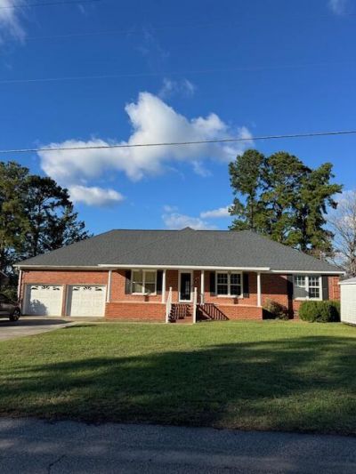 1449 Waters Edge Drive Photo 1