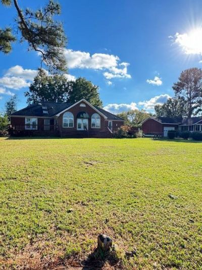 1449 Waters Edge Drive Photo 2