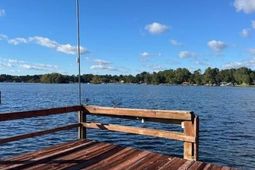 1449 Waters Edge Drive photo 4