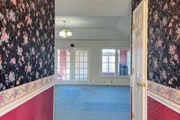 1449 Waters Edge Drive photo 4