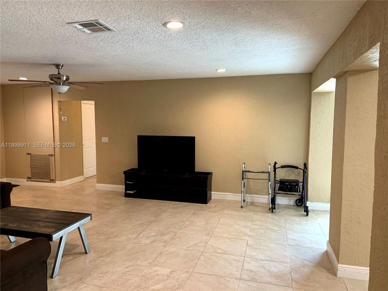 6407 SW 5th St, Pembroke Pines, FL 33023 Photo