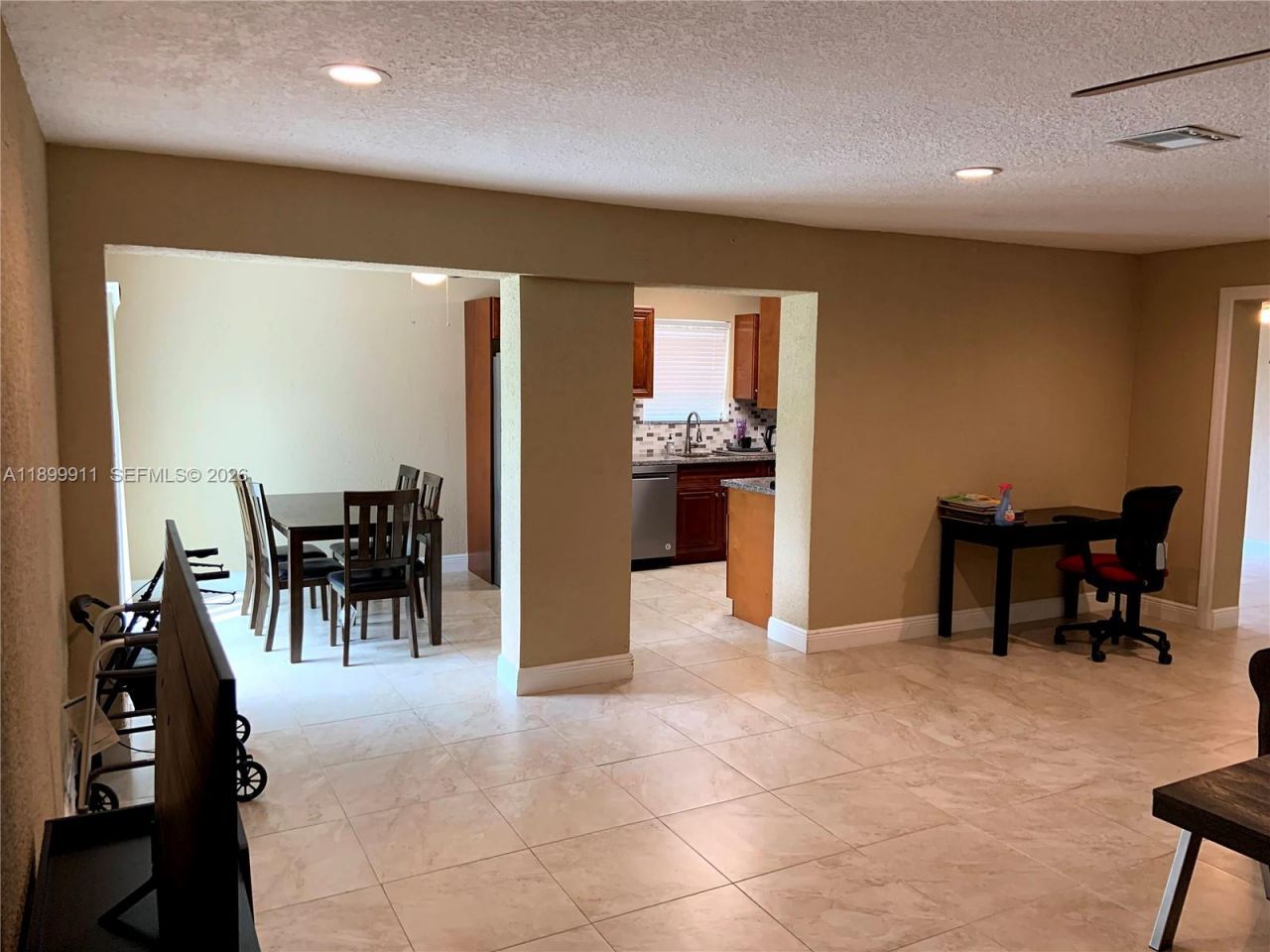 6407 SW 5th St, Pembroke Pines, FL 33023 Photo