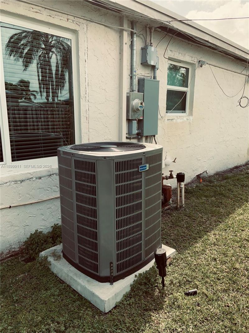 6407 SW 5th St, Pembroke Pines, FL 33023 Photo