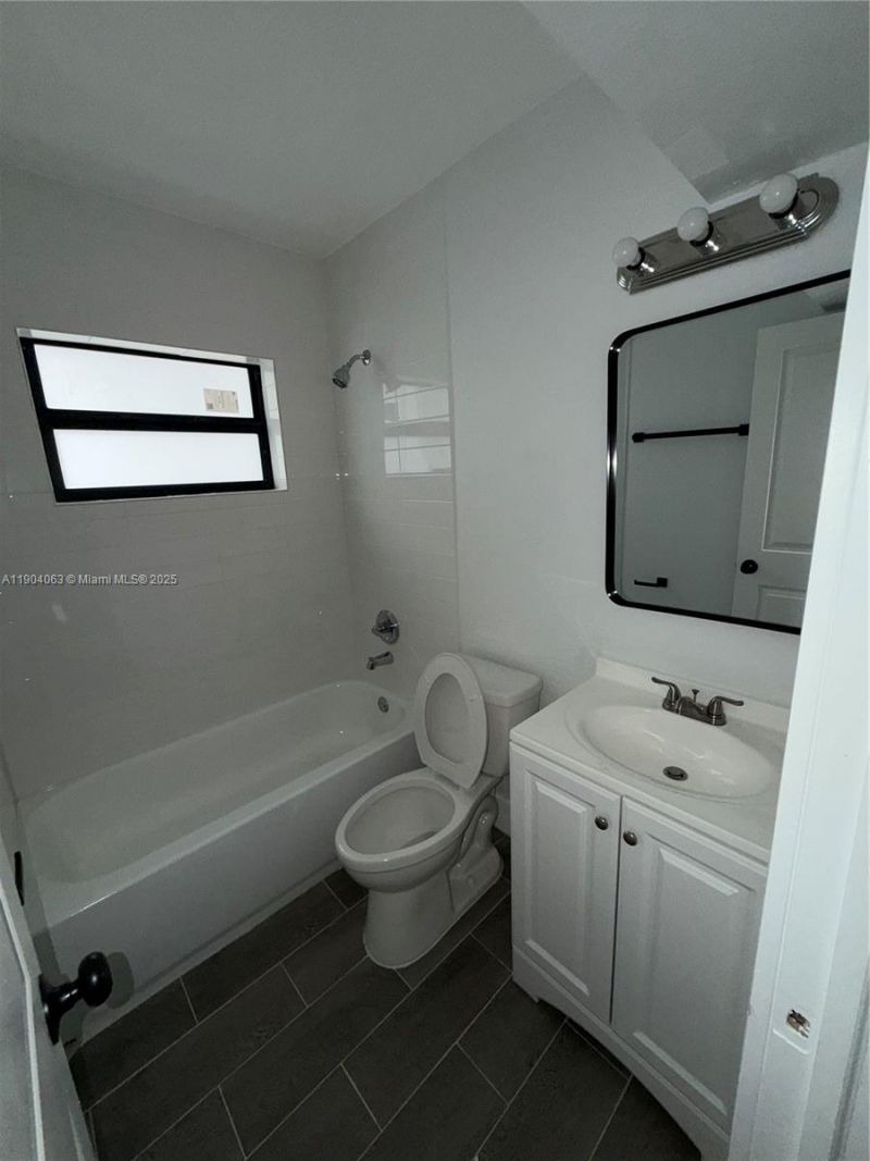 3803 Thomas Ave, Unit 3803, Miami, FL 33133 Photo
