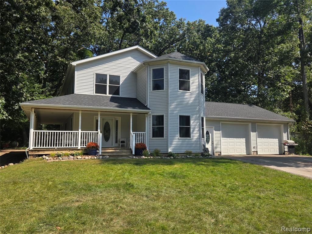 7507 Pingree Road, Putnam Township, MI 48169 Main Photo