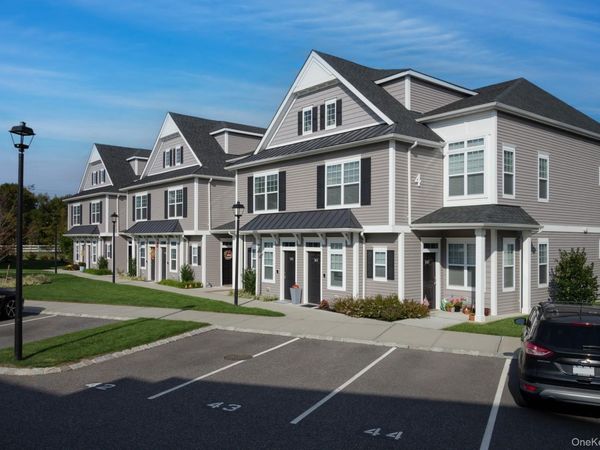 110 Sutton Court, Unit 110, Mount Sinai, NY 11766