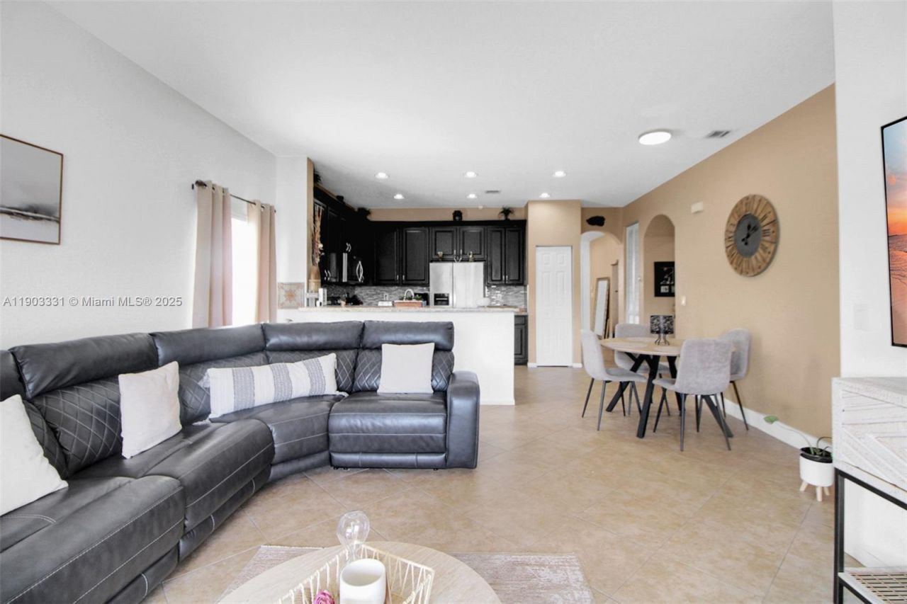 2953 SW 138th Ave, Miramar, FL 33027 Photo