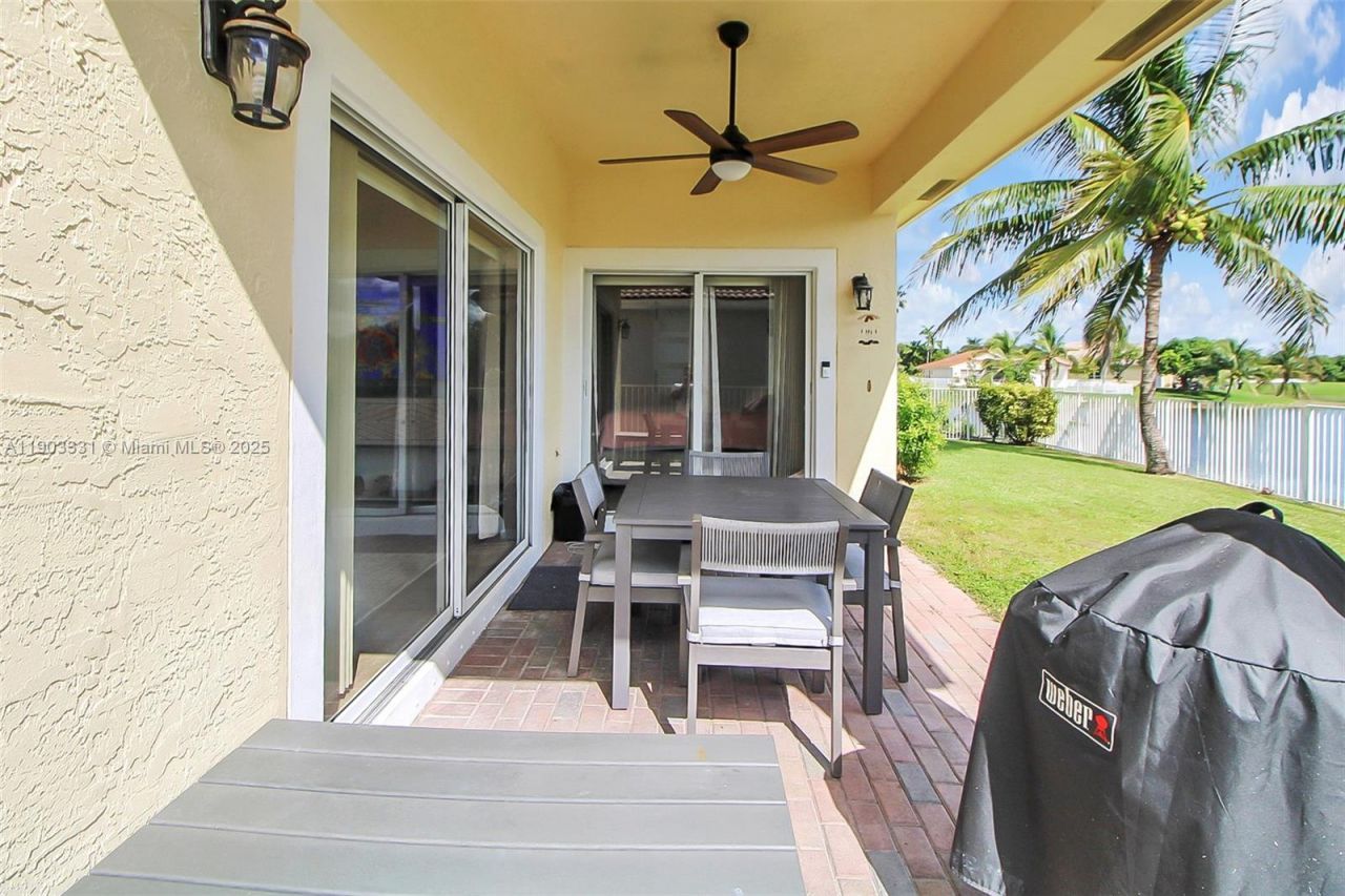 2953 SW 138th Ave, Miramar, FL 33027 Photo