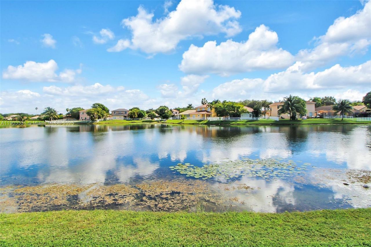 2953 SW 138th Ave, Miramar, FL 33027 Photo