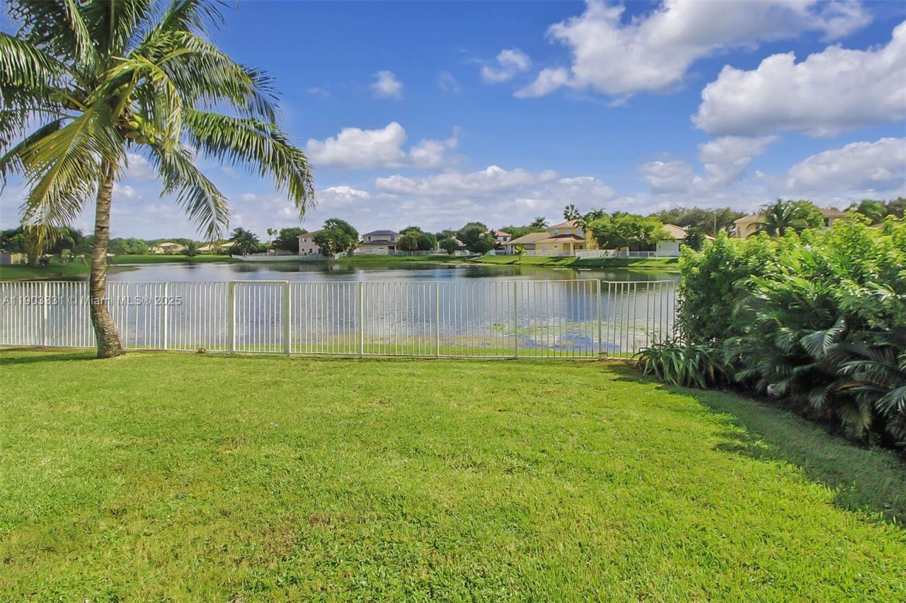 2953 SW 138th Ave, Miramar, FL 33027 Photo