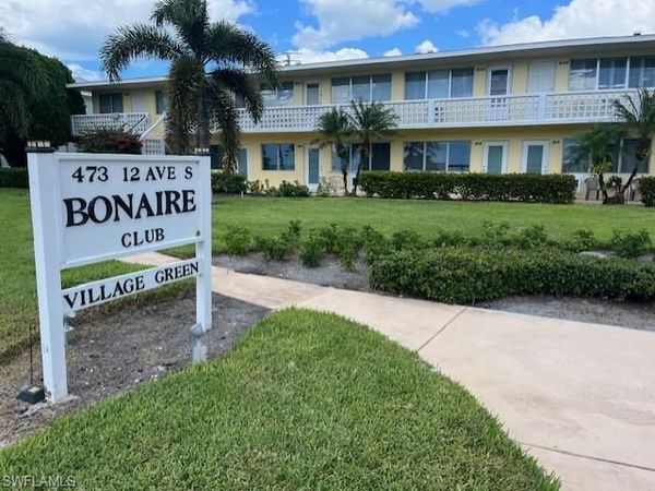 473 12th AVE S, Unit B2, NAPLES, FL 34102