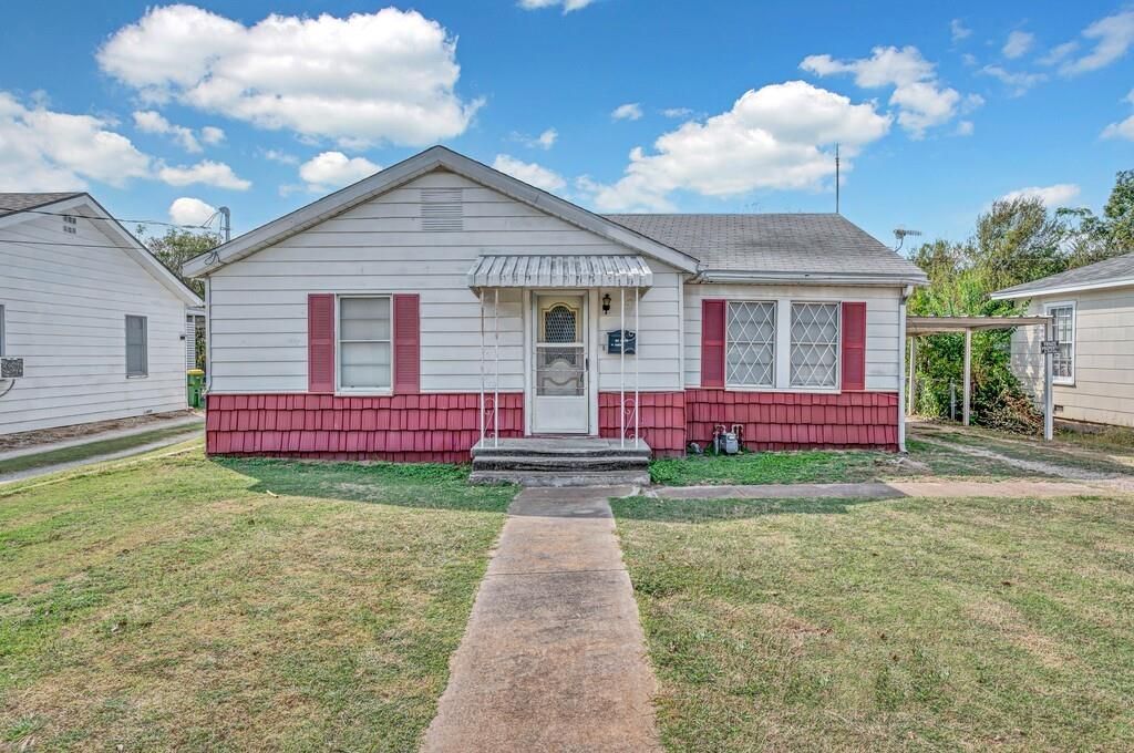 1116 January Street, Bellmead, TX 76705 Main Photo