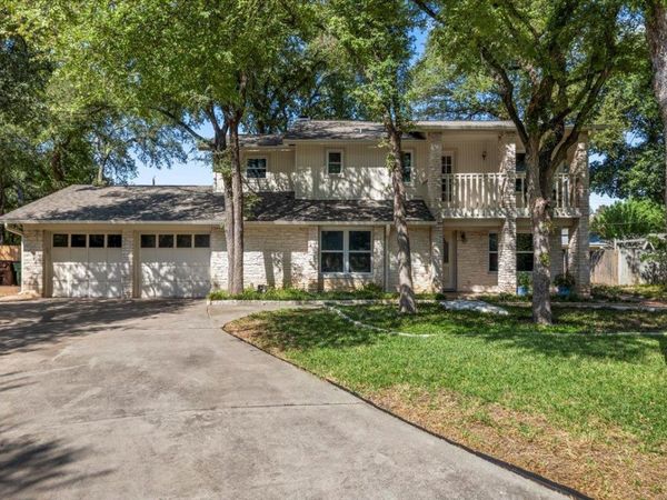 102 Bonwood DR, Round Rock, TX 78681