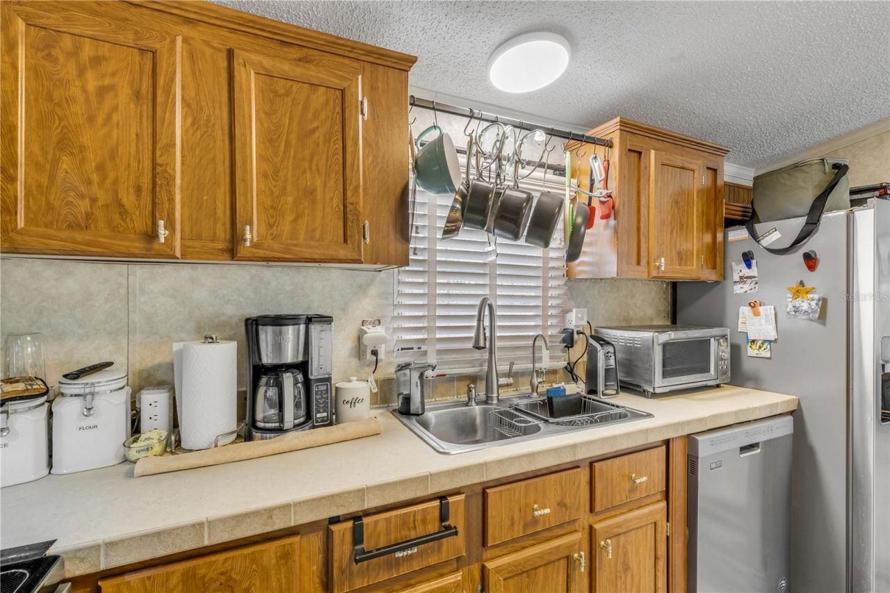 2201 S Ridgewood Avenue, Unit 28, Edgewater, FL 32141 Photo