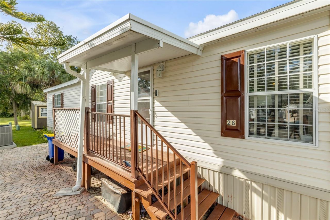 2201 S Ridgewood Avenue, Unit 28, Edgewater, FL 32141 Photo