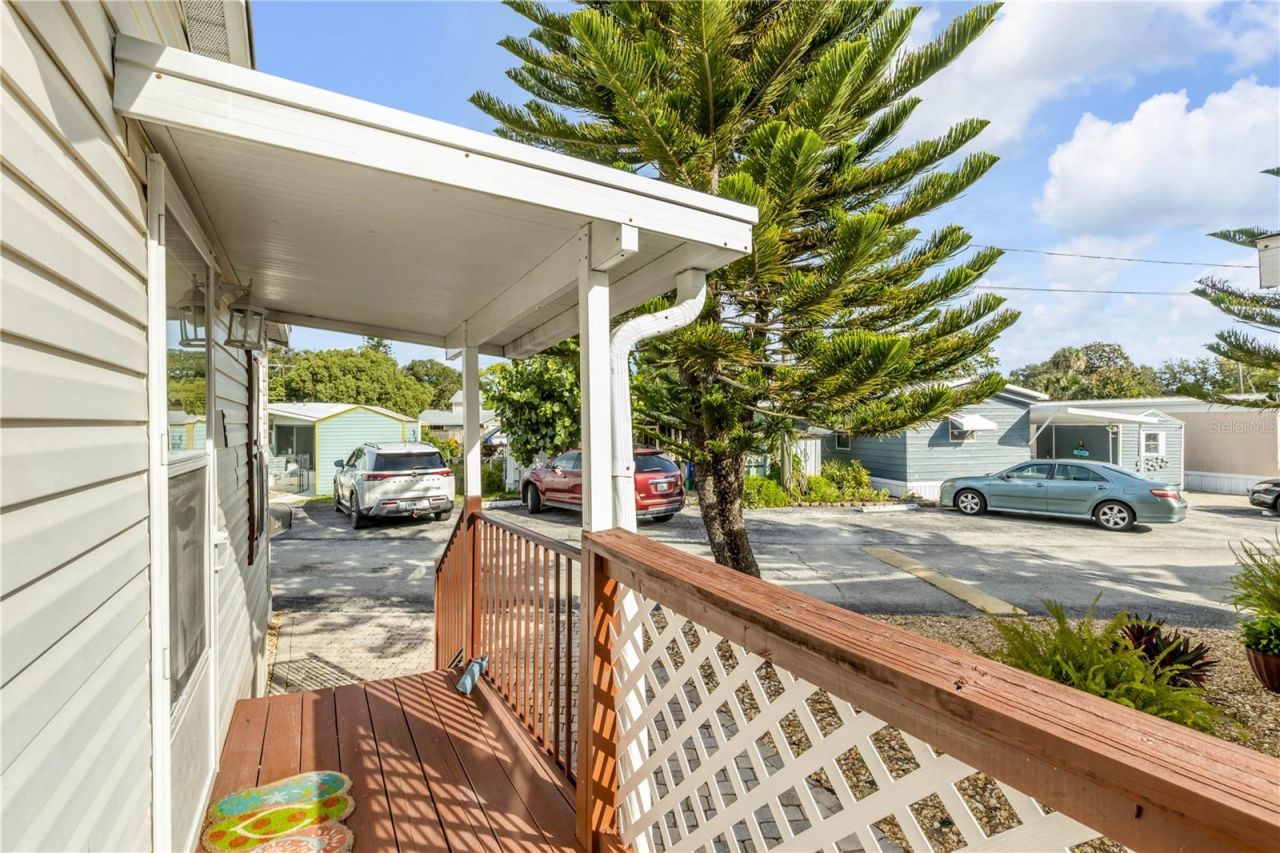 2201 S Ridgewood Avenue, Unit 28, Edgewater, FL 32141 Photo