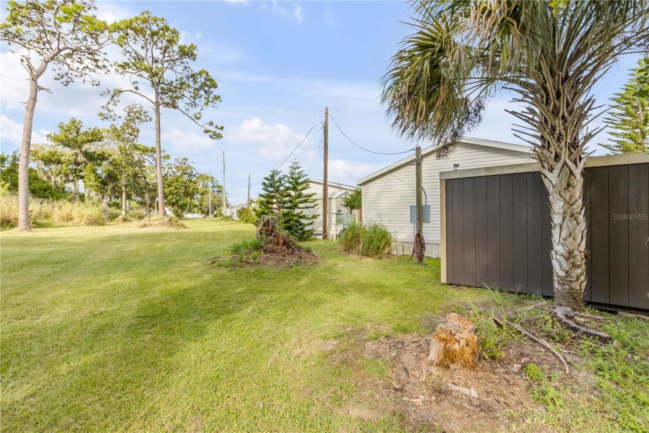 2201 S Ridgewood Avenue, Unit 28, Edgewater, FL 32141 Photo