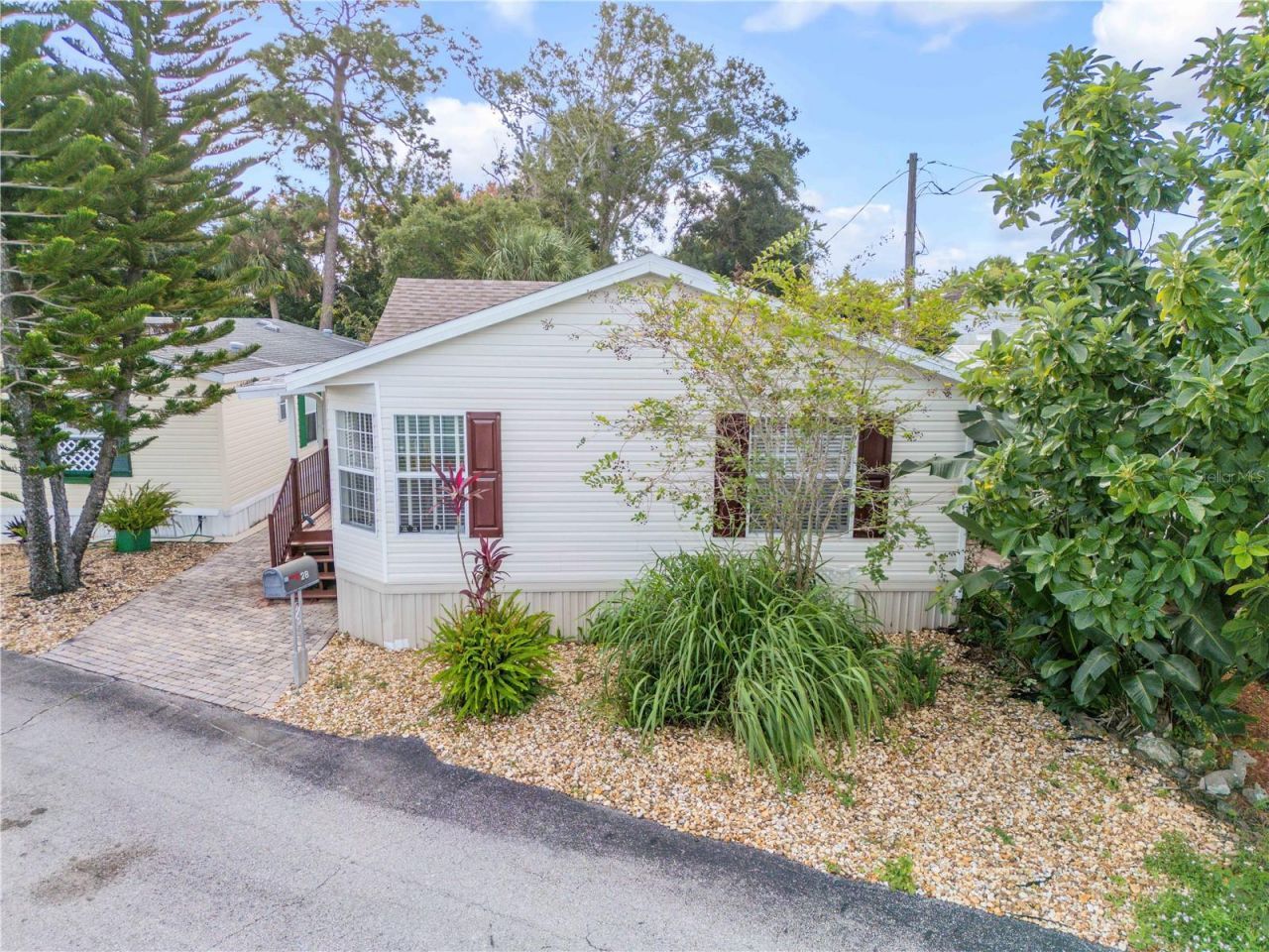 2201 S Ridgewood Avenue, Unit 28, Edgewater, FL 32141 Photo