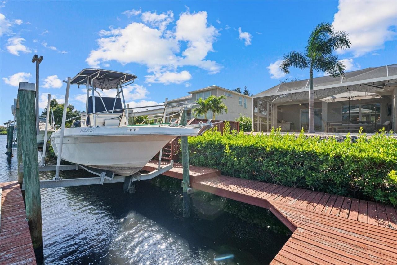 3707 5th Avenue Ne, Bradenton, FL 34208 Photo