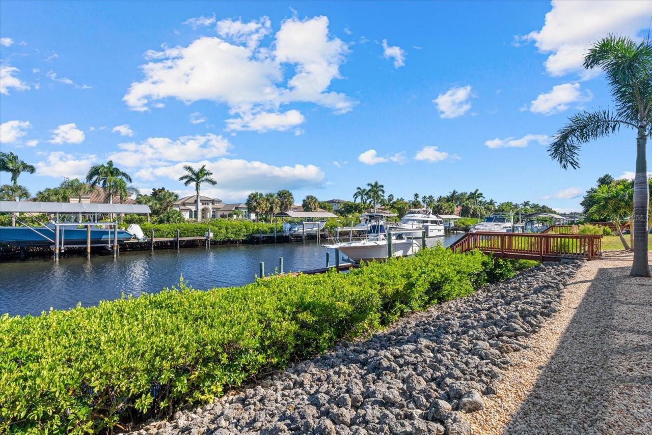 3707 5th Avenue Ne, Bradenton, FL 34208 Photo