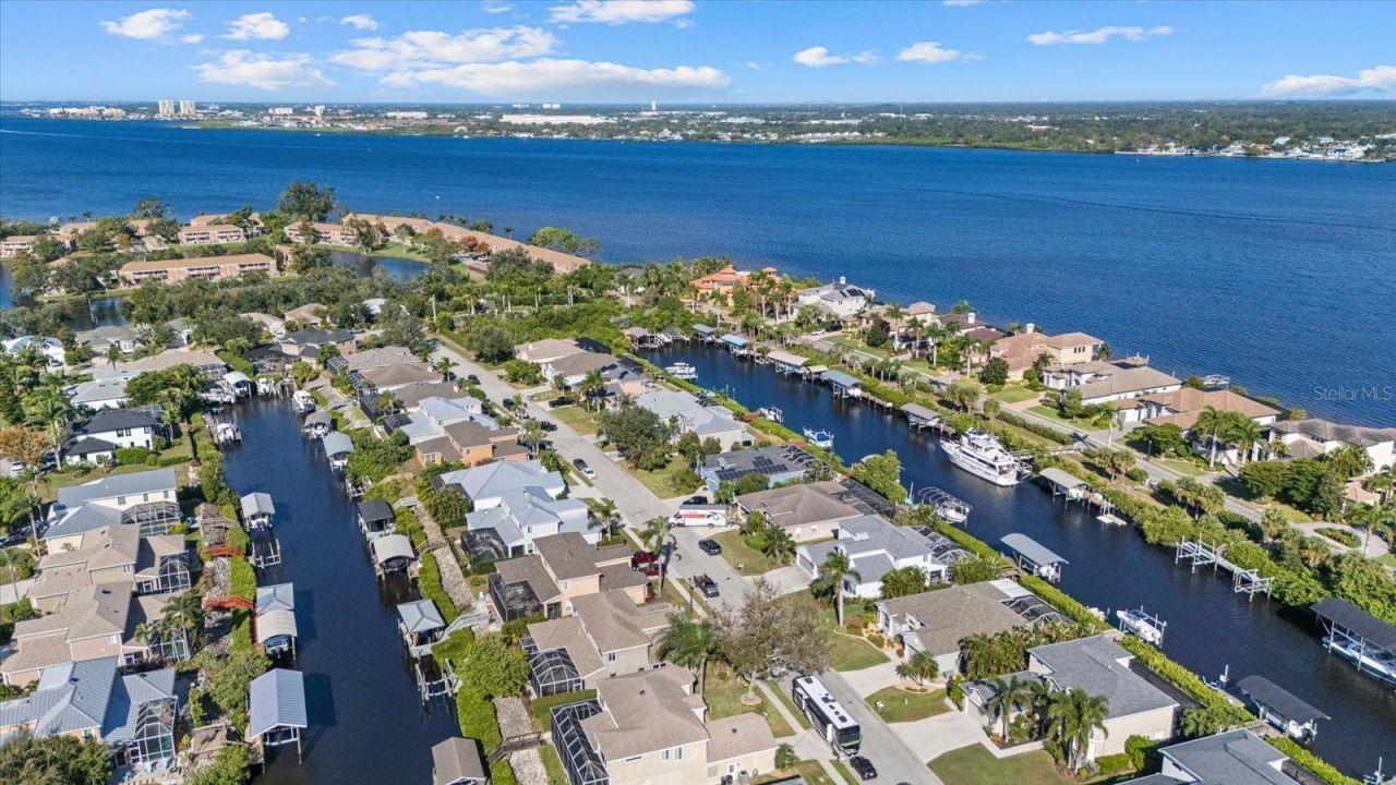 3707 5th Avenue Ne, Bradenton, FL 34208 Photo