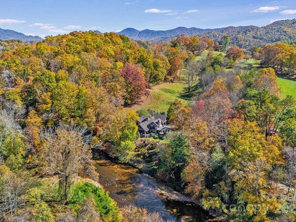 99 Thistle Ridge, Canton, NC 28716