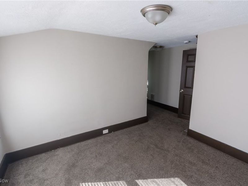 15901 Pythias Avenue, Cleveland, OH 44110 Photo 22