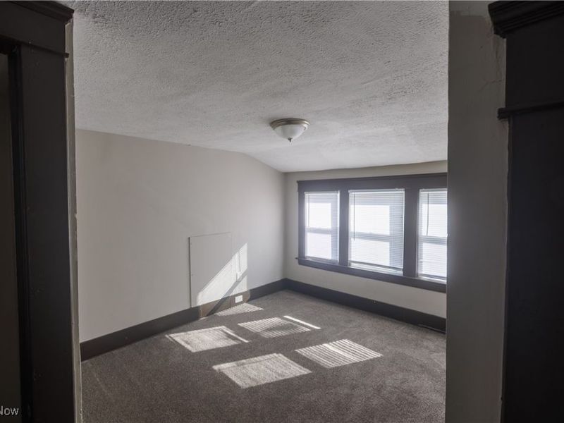 15901 Pythias Avenue, Cleveland, OH 44110 Photo 23