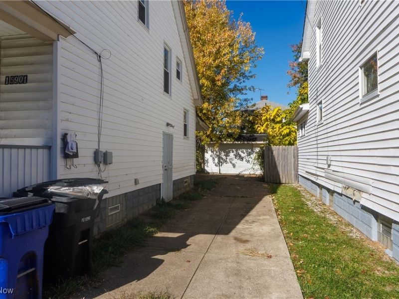 15901 Pythias Avenue, Cleveland, OH 44110 Photo 3