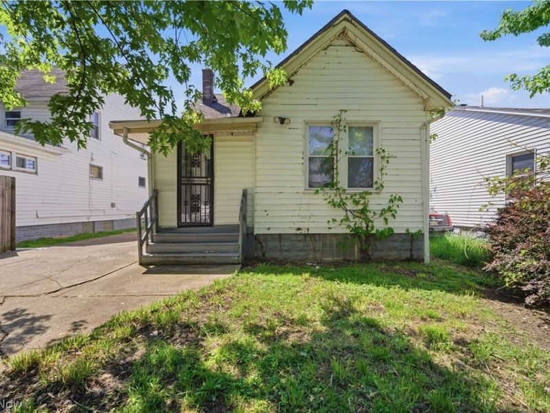 15901 Pythias Avenue, Cleveland, OH 44110 Photo 3
