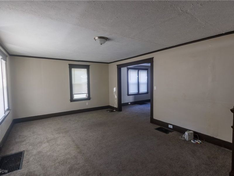 15901 Pythias Avenue, Cleveland, OH 44110 Photo 6