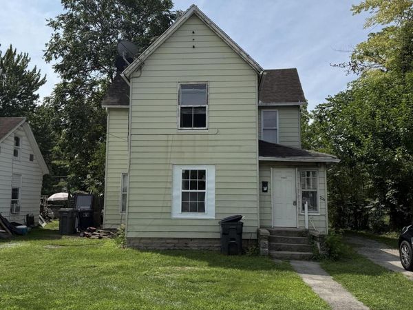 706 E Kibby Street, Lima, OH 45804