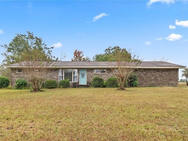 2931 County Rd 52, Moundville, AL 35474