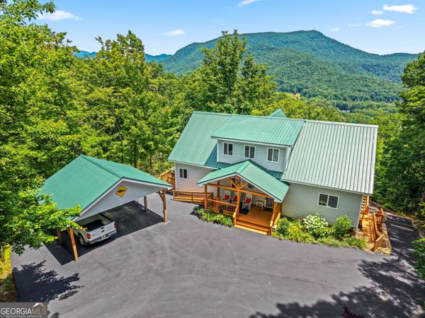 557 Walnut Grove Lane, Tiger, GA 30576