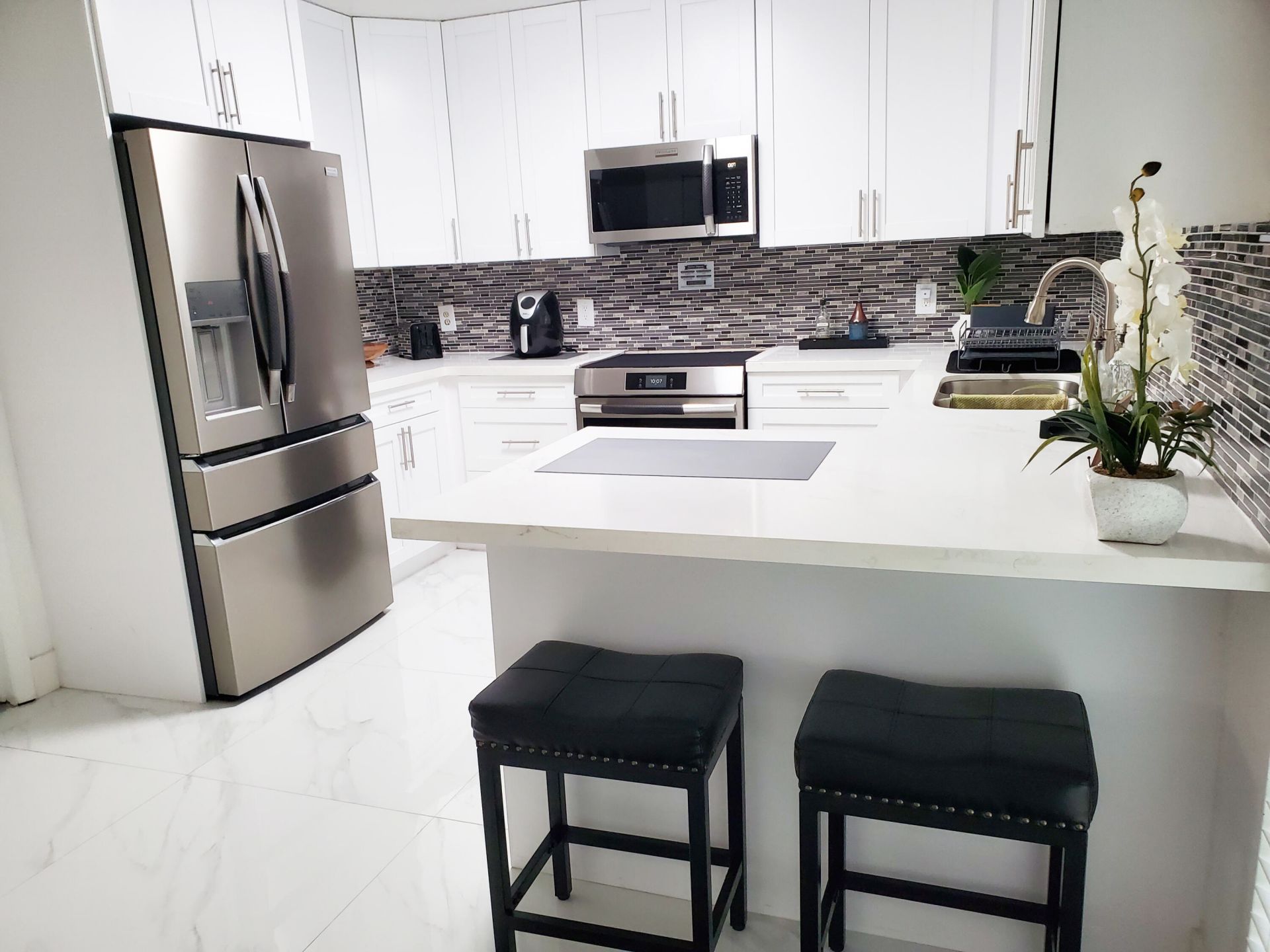 1477 N Mangonia Drive, West Palm Beach, FL 33401 Photo