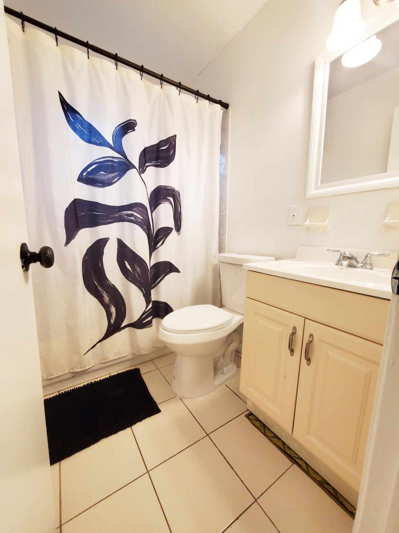 1477 N Mangonia Drive, West Palm Beach, FL 33401 Photo