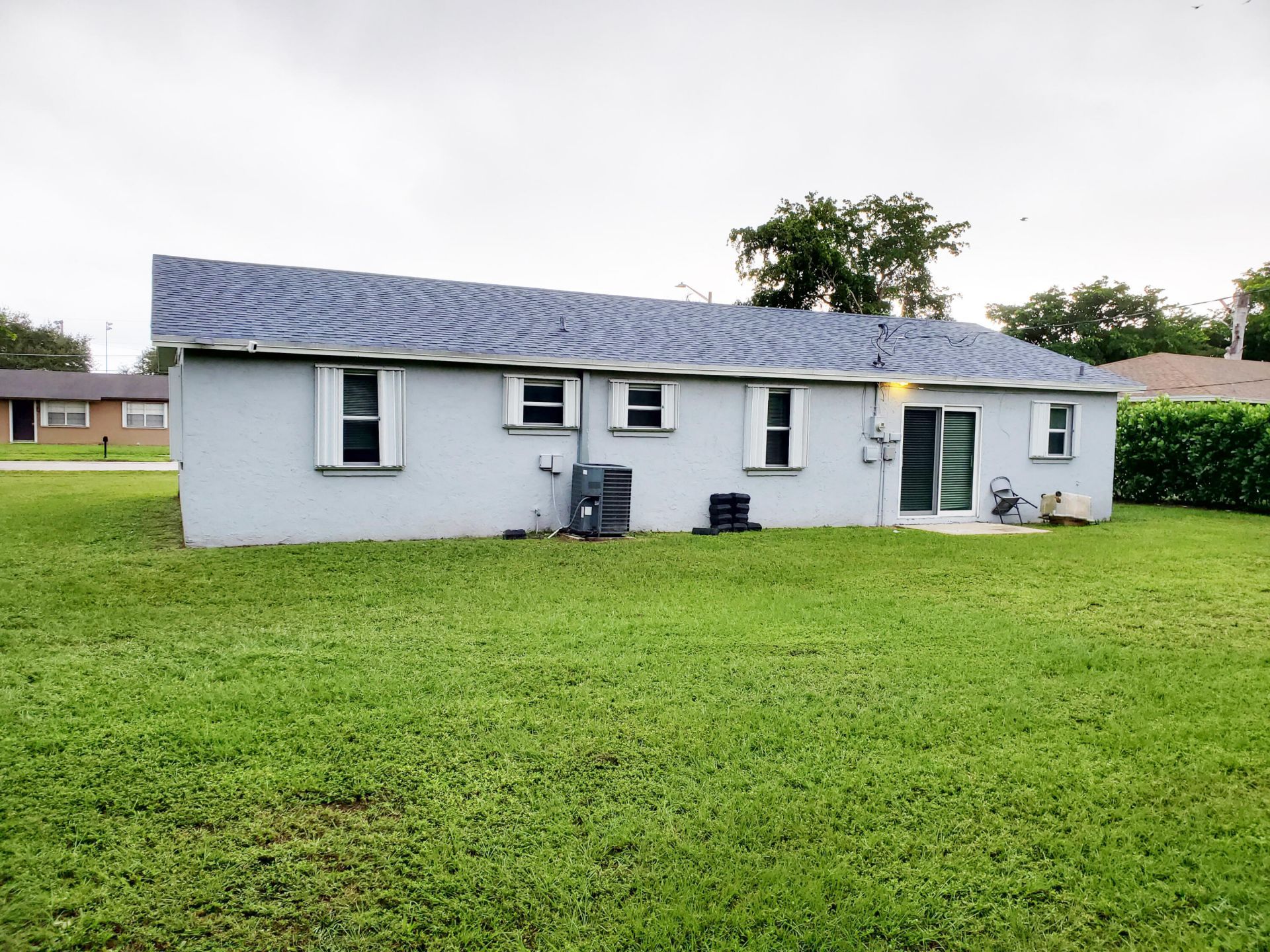 1477 N Mangonia Drive, West Palm Beach, FL 33401 Photo