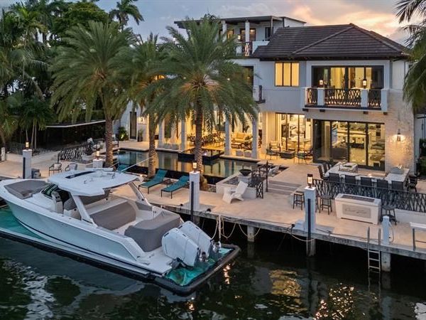 720 Isle Of Palms Dr, Fort Lauderdale, FL 33301