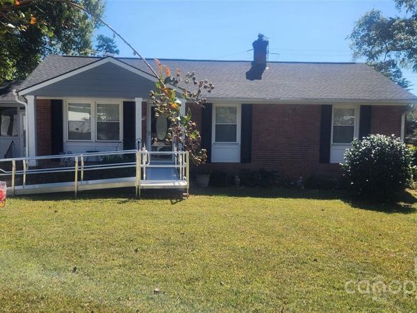 5511 Radford Avenue, Charlotte, NC 28217